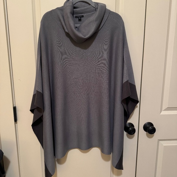 Ann Taylor Oversized Cowl Neck Poncho - M/L - Picture 2 of 6
